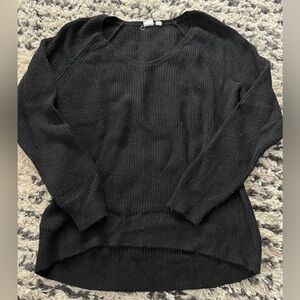 GAP Women's Merino wool blend Black Crew Neck Sweater